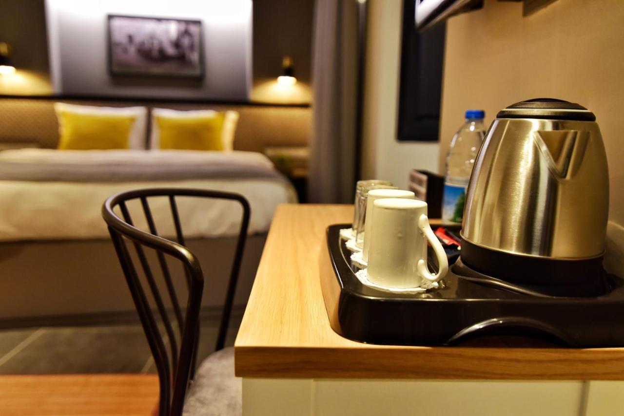 The Row Taksim Hotel Истанбул Екстериор снимка