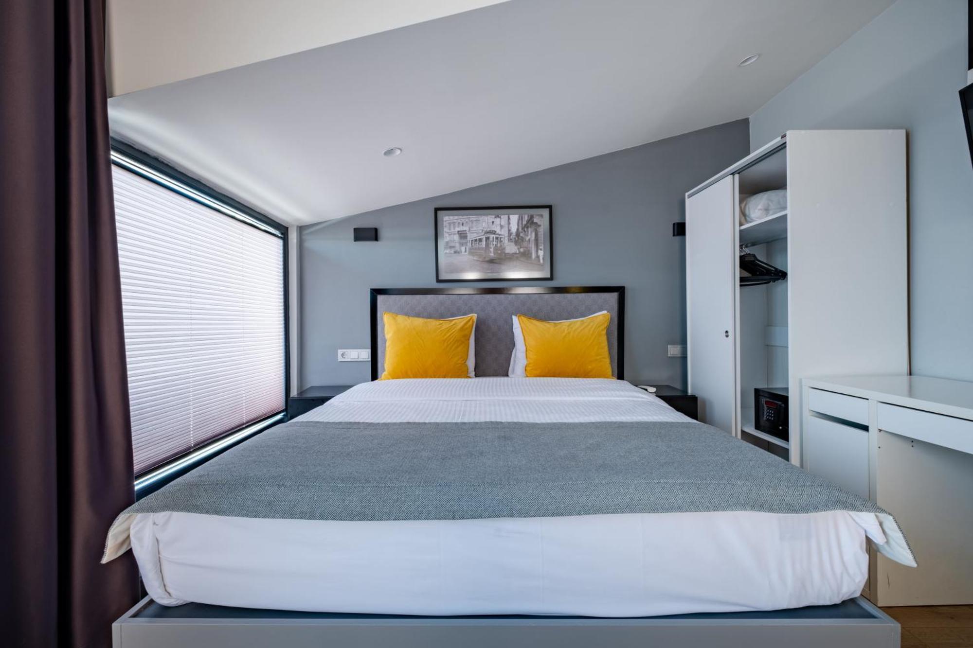 The Row Taksim Hotel Истанбул Екстериор снимка