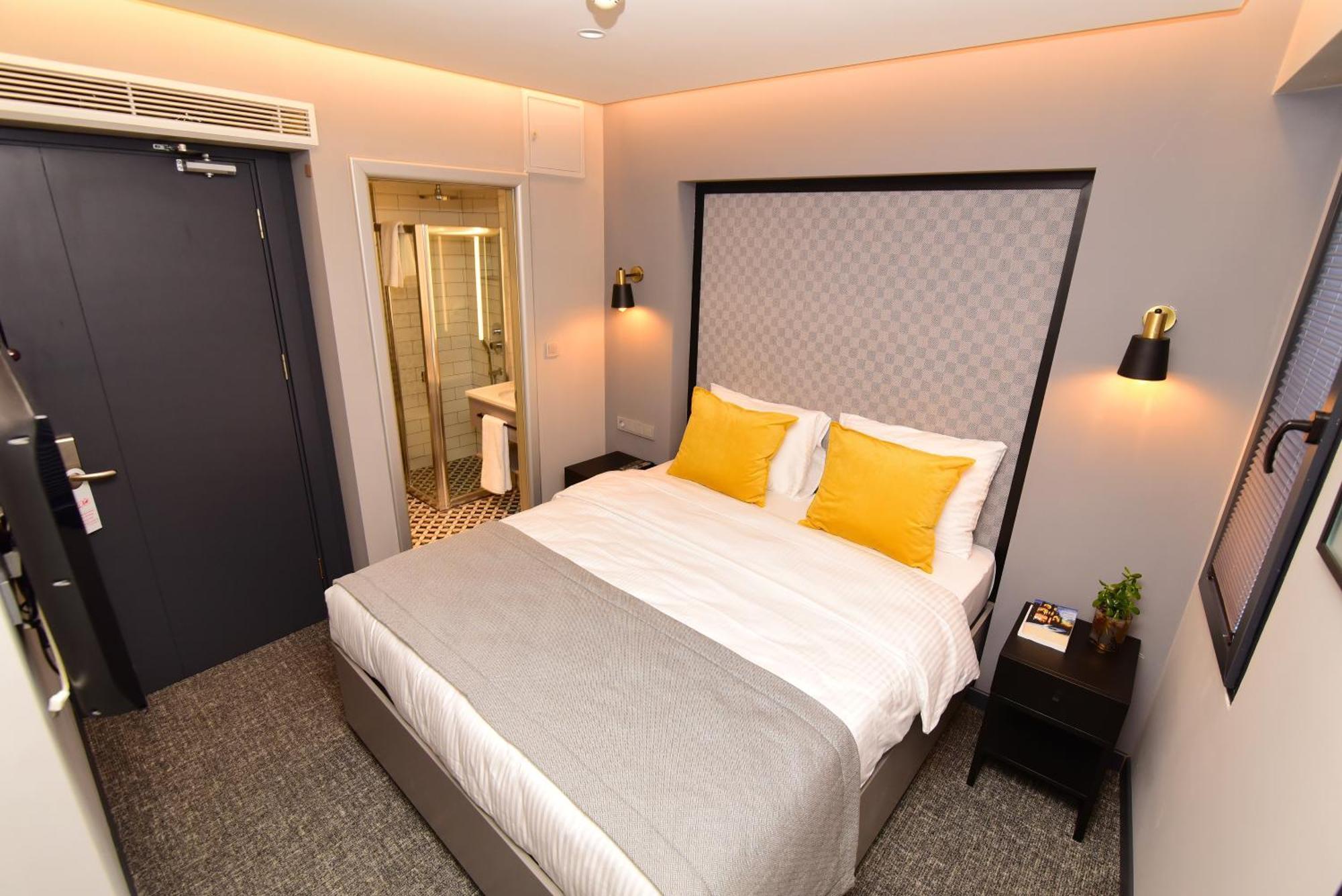 The Row Taksim Hotel Истанбул Екстериор снимка