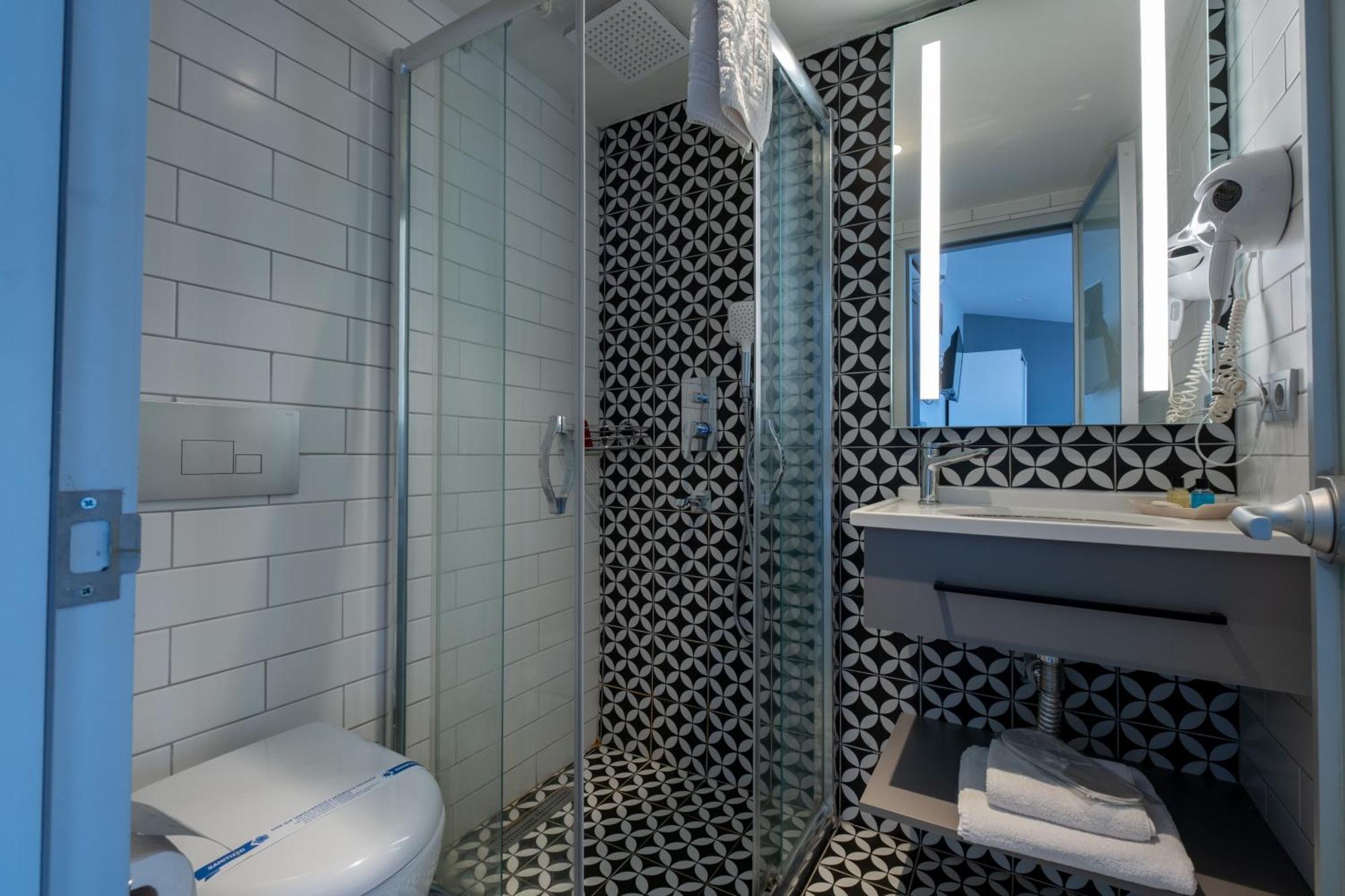 The Row Taksim Hotel Истанбул Екстериор снимка